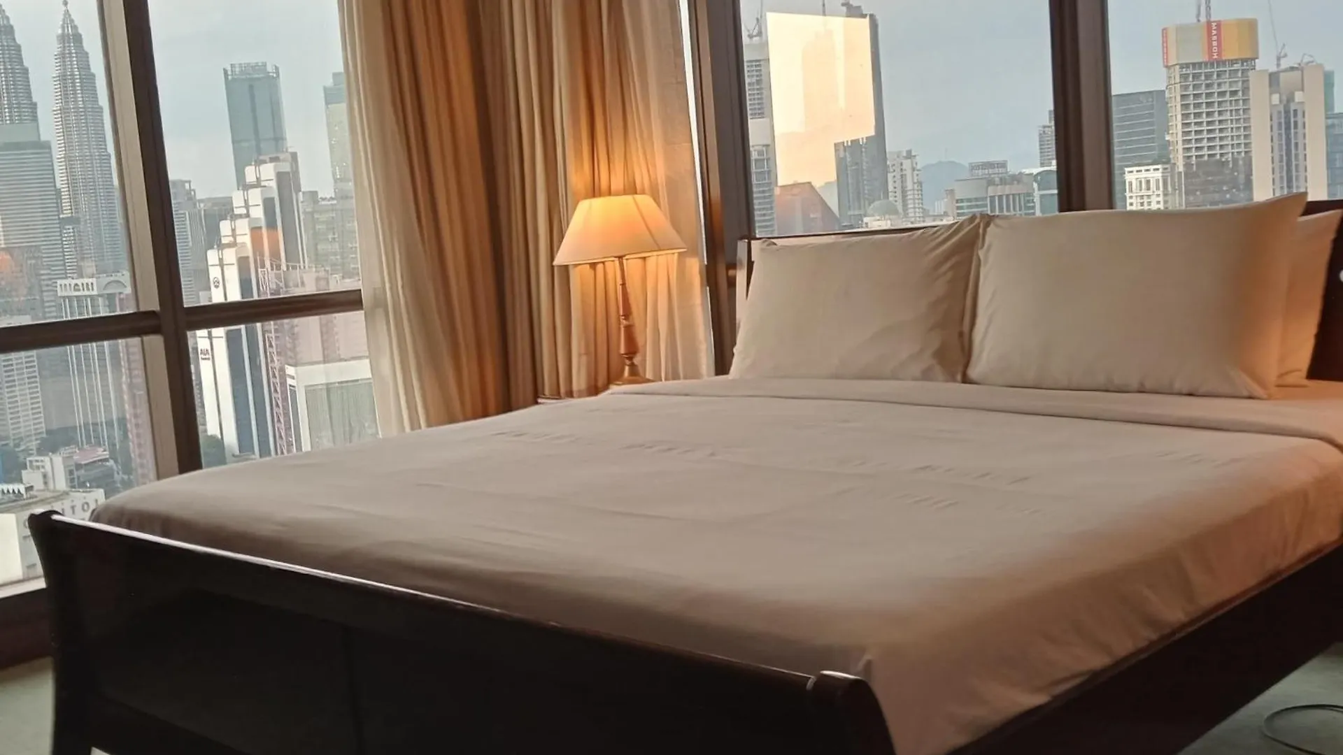 Lägenhet Happy Stay At Times Square Kuala Lumpur